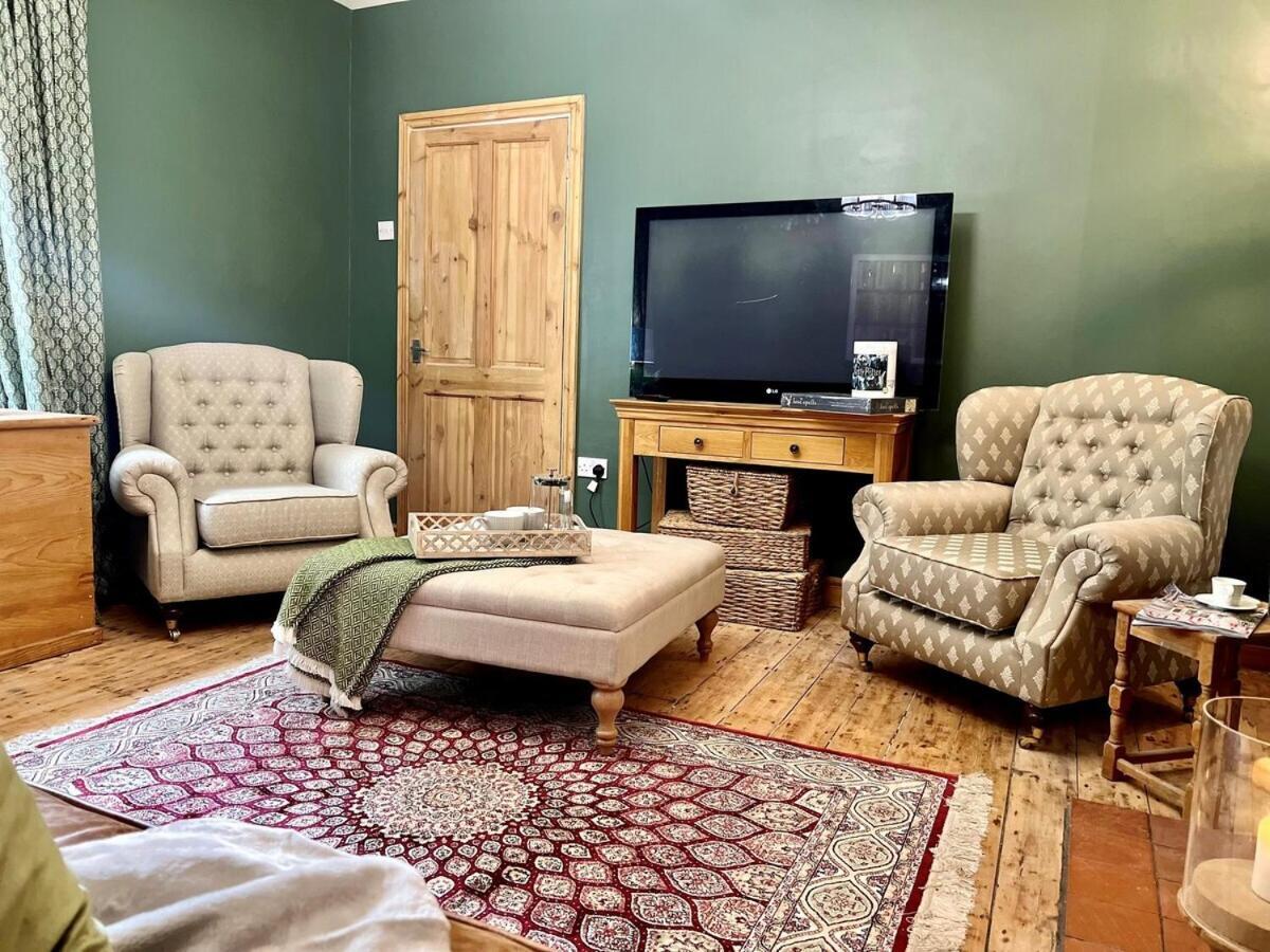 6 - Central Location - Entire House - Free Parking Мертир-Тидвилл Экстерьер фото